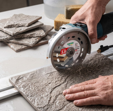 How to Cut Stone-Effect Tiles (Textured and Rough Surfaces)? The Most Common Mistakes and Proven Methods